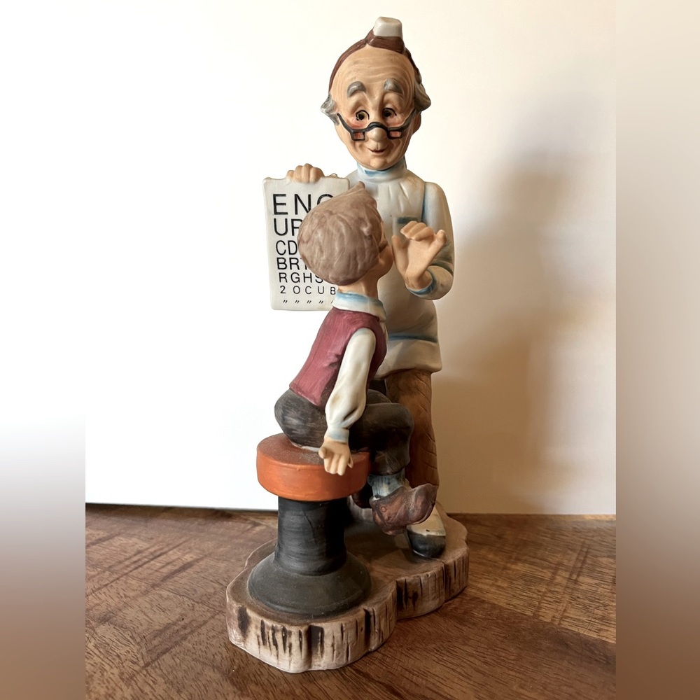 Lefton Optometrist Figurine